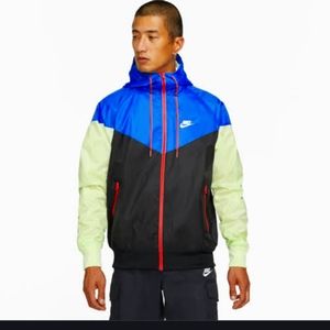 Nike windbreaker